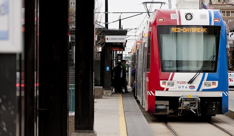 Stalled TRAX Train Snarls Downtown, Riders Shunted To Bus Bridge