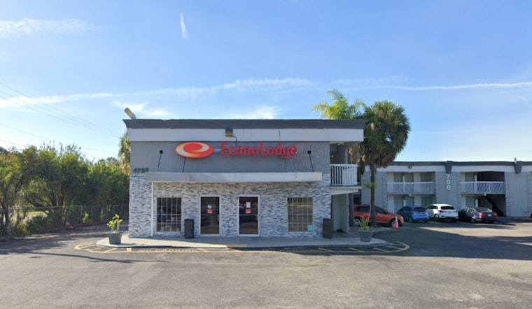 Starbucks Drive-Thru Brews on North Dale Mabry Near Ray Jay