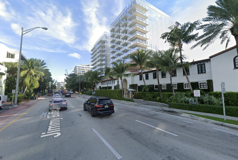 Starbucks King Howard Schultz Drops $44 Million On Surfside Sky-High Penthouse