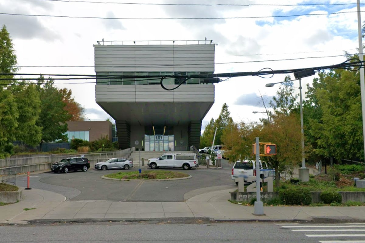 Staten Island Cops Locked In Parking Madness Brawl Over 'Worst Parker' Crown