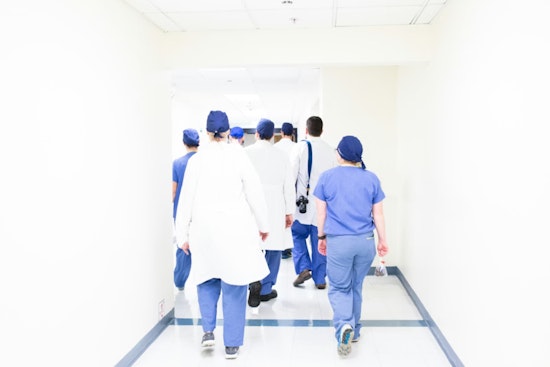 Staten Island Hospital Showdown: Nurses Threaten To Walk Over Pay And Staffing