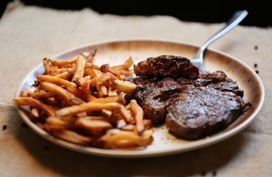 Steak Frites by Meritage Debuts in St. Paul