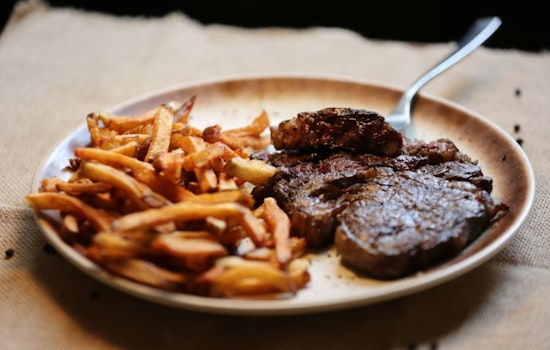 Steak Frites by Meritage Debuts in St. Paul