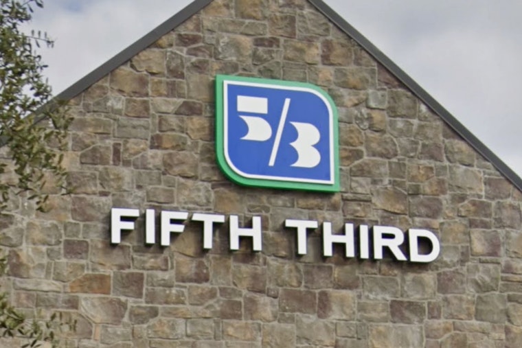 Steele Creek Strip Center Snags Fifth Third Branch in Charlotte Land Grab