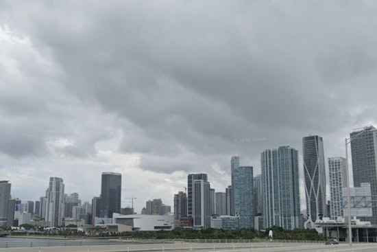 Stormy Showdown: Miami In For A Wild Night Of Thunder And Wind