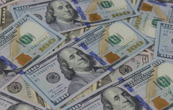 Stretched Thin, American Workers Smash Open 401(k)s As Balances Hit Records