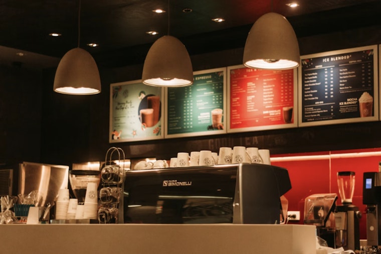 Strip Sippers Stunned as Coffee Bean Shutters Three Vegas Shops