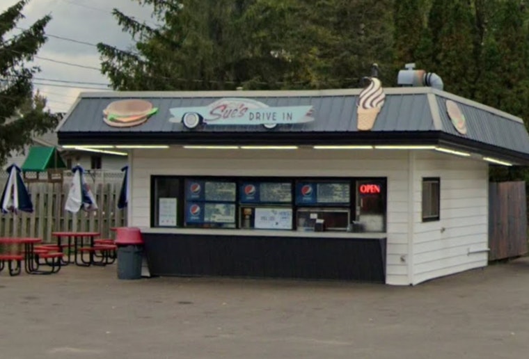 Sues Drive-In Opens April 1 in Pierz for 2026 Season