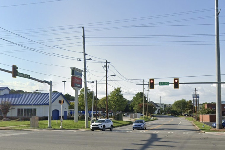 SWAT Storms Woodstock Strip as Troopers Shut Down Hwy 92 at I-575