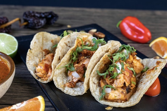 Tacos At The Texaco As Anthony's Food Truck Rolls Onto FM 1103