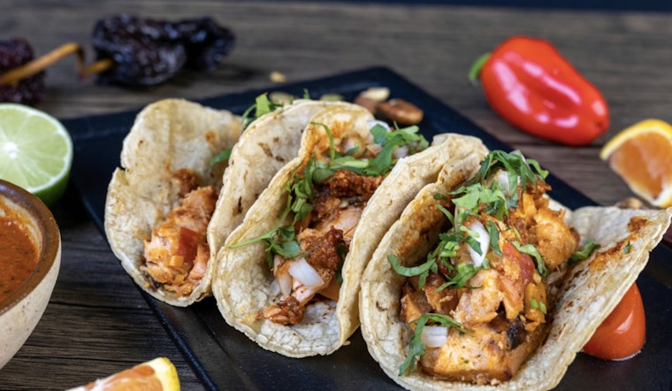 Tacos At The Texaco As Anthony's Food Truck Rolls Onto FM 1103