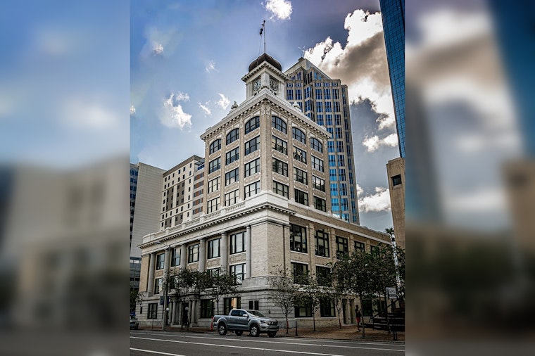 TECO Shock as Fed-Up Tampa Neighbors Pack City Hall Over Soaring Power Bills