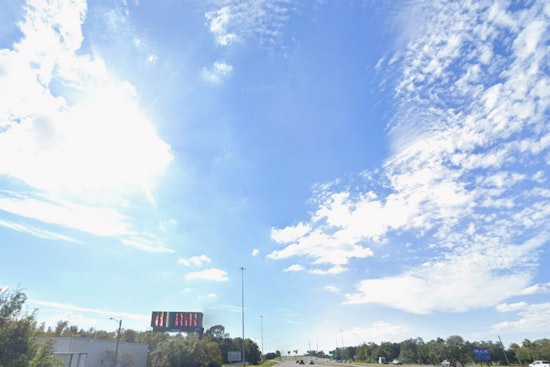 Tampa Bay Heats Up as Sun, Steam and a Weekend Wind Switch