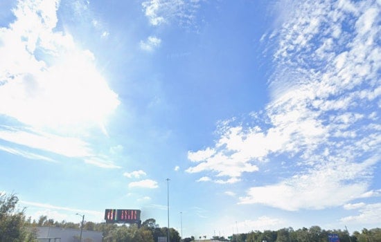 Tampa Bay Heats Up as Sun, Steam and a Weekend Wind Switch