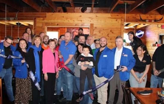 Taylorsville Roadhouse Packs In 60 New Seats To Tame Dinner Rush