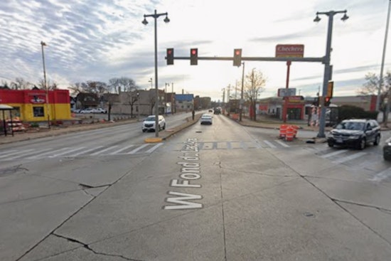 Teen Takes Bullet At 31st And Fond Du Lac Corner