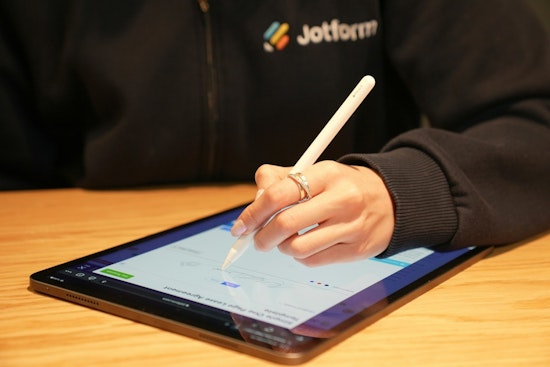 Texas Lawmakers Revisit Classroom Tech After TPPF Warning