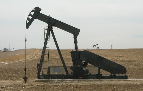 Texas Oil Patch Heats Up While Jitters Linger