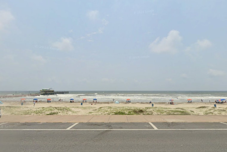 Texas Spring Break Hotspots Hit With Fecal Bacteria Alerts by Poop Patrol