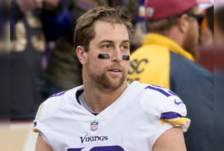 Thielen And C.J. Ham Retire Together In Minnesota