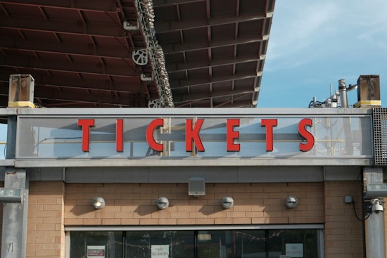 Ticket Tech Turmoil Leaves Minneapolis Fans Locked Out Of The Boss