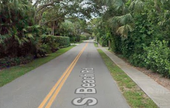 Tiger Woods' Jupiter Island Rollover Jolts Quiet Beach Road