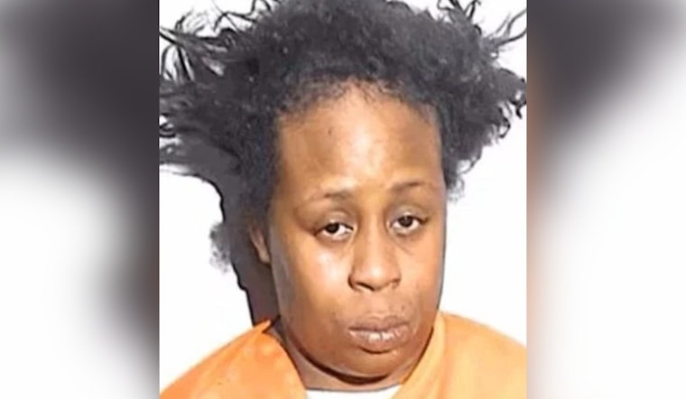 Toledo Mom Busted After Cops Say She Left 7 Kids in Car Outside Internet Cafe