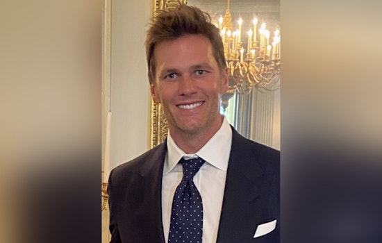 Tom Brady’s Card Shop Crashes Ballpark Village Party In St. Louis