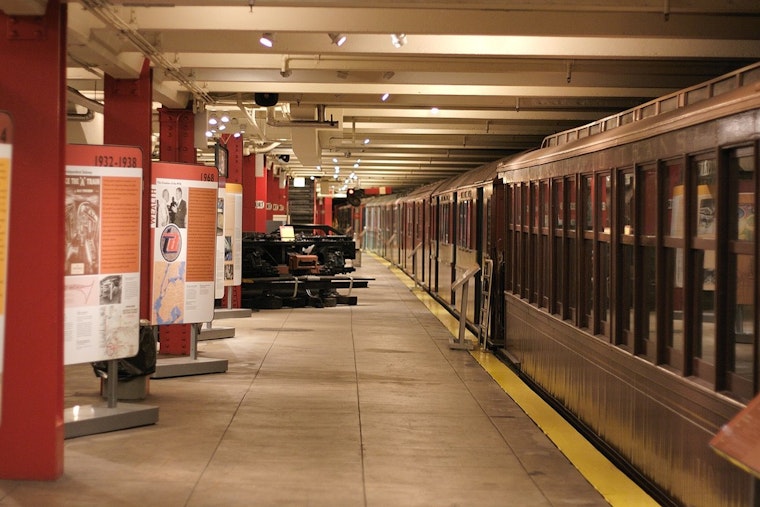 Transit Museum Workers Make Power Play To Unionize In Downtown Brooklyn