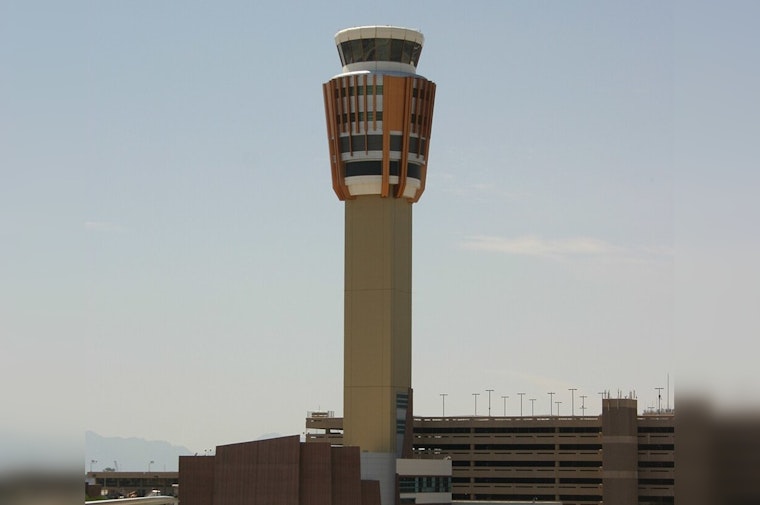 Sky Harbor Spring Break Crowd Hits Snag As TSA Shuts Half Of Terminal 4 Checkpoints