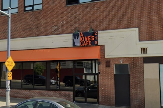Germantown Seafood Crew Muscles In on South Street With Two Street Crab House
