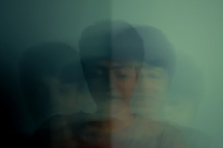 UCSF Brain Wave Sleuths Race to Stop Schizophrenia Before It Starts