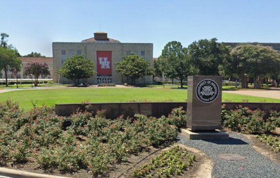UH Regents Approve Housing And Meal Plan Increases In Houston