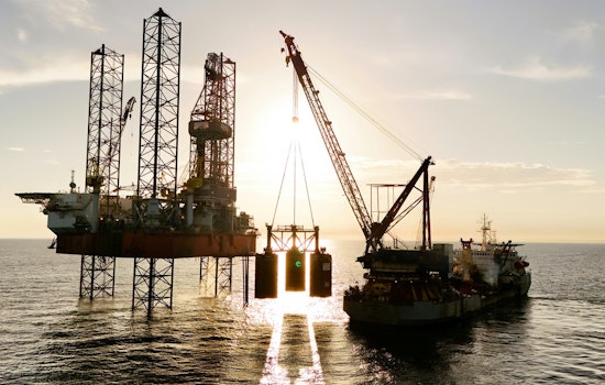 U.S. Service Economy Hits 3½-Year High As Middle East Shock Rattles Oil Markets