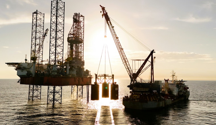 U.S. Service Economy Hits 3½-Year High As Middle East Shock Rattles Oil Markets