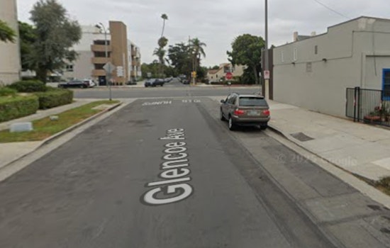 Venice Structure Fire on S Glencoe — LAFD Responds