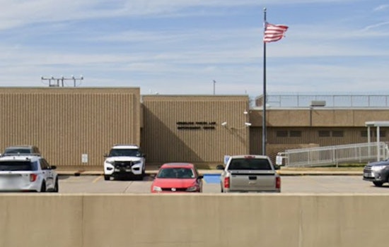 Veteran Vermilion Jail Guard Booted After Sex Rap With Inmate