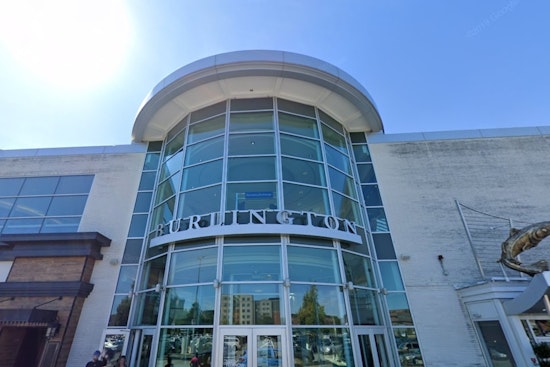 Waffle & Bagel Snags Old Dunkin' Spot At Burlington Mall