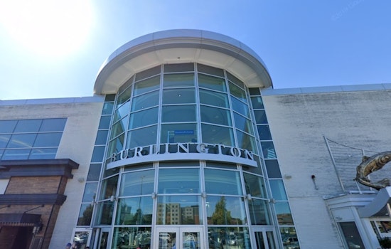 Waffle & Bagel Snags Old Dunkin' Spot At Burlington Mall