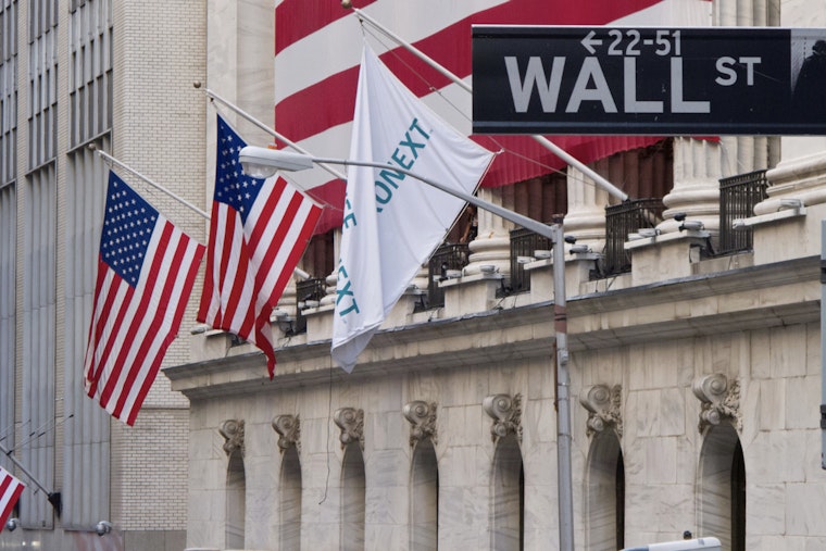 Wall Street Newbies Crushed As Pump-And-Dump Scams Rip Through New York