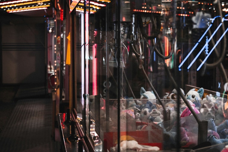 Webster Groves Kid Lands In Claw Machine, Again