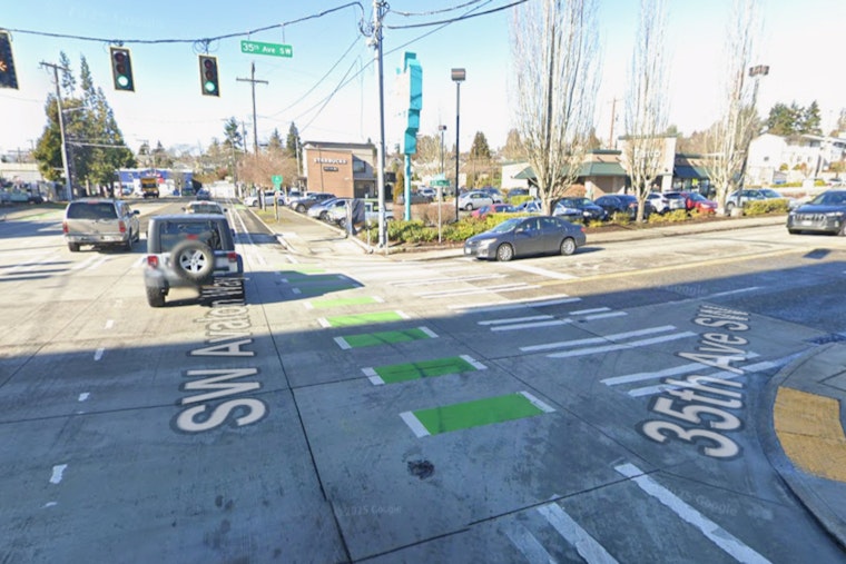 West Seattle Alley Turns Crime Scene As Cops Hunt Stabbing Suspect