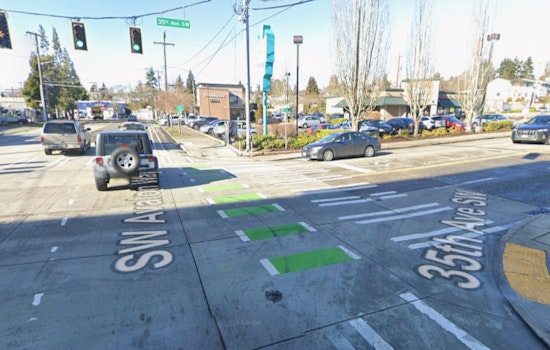 West Seattle Alley Turns Crime Scene As Cops Hunt Stabbing Suspect