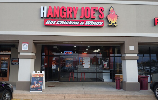 Westlake’s Crocker Park Heats Up With Hangry Joe’s Nashville Hot Chicken In April