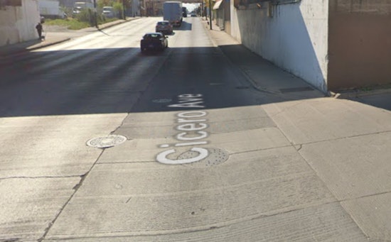 White Minivan Opens Fire on Cicero, Austin Driver Injured in Forearm