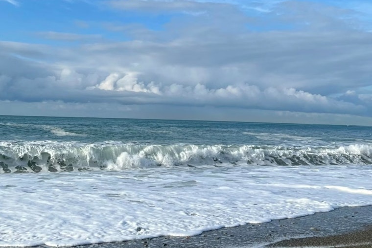 Wild Winds, Rough Surf Turn Jacksonville Beaches Into Sandblasting Zone Through Monday