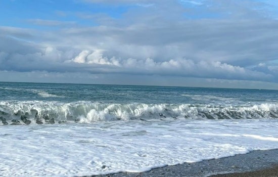 Wild Winds, Rough Surf Turn Jacksonville Beaches Into Sandblasting Zone Through Monday