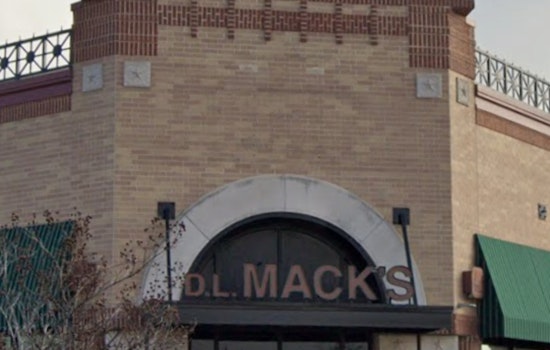 Windy City Tavern Pies Invade West Village As DL Mack's Hits Uptown