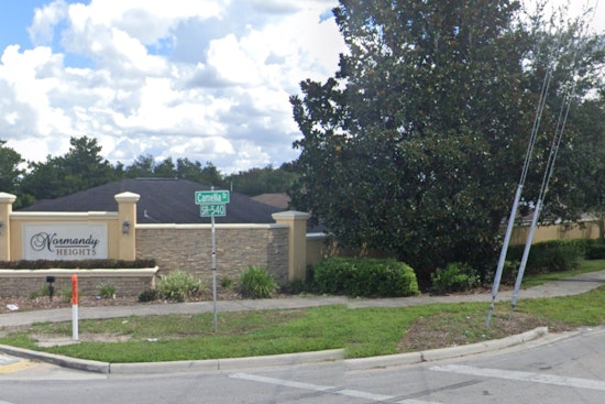 Winter Haven Lakeside Crash Kills 79-Year-Old Driver, Mercedes Motorist Critical