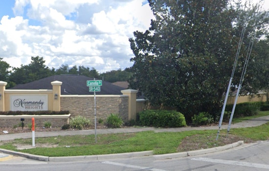 Winter Haven Lakeside Crash Kills 79-Year-Old Driver, Mercedes Motorist Critical